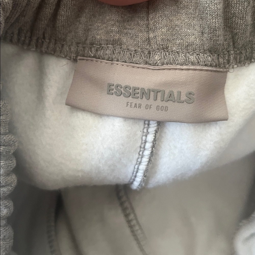Essentials Fear of God Heather Gray Logo Sweat Shorts - Picture 4 of 6